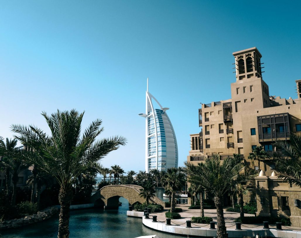 pexels-lina-12238283